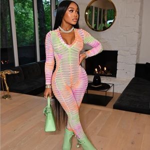 Shane Justin “Sweet Treat” Jumpsuit 🍬  Size Small